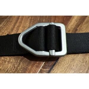 Bison Men's Large‎ Adjustable Belt W/Metal Buckle Black Silver